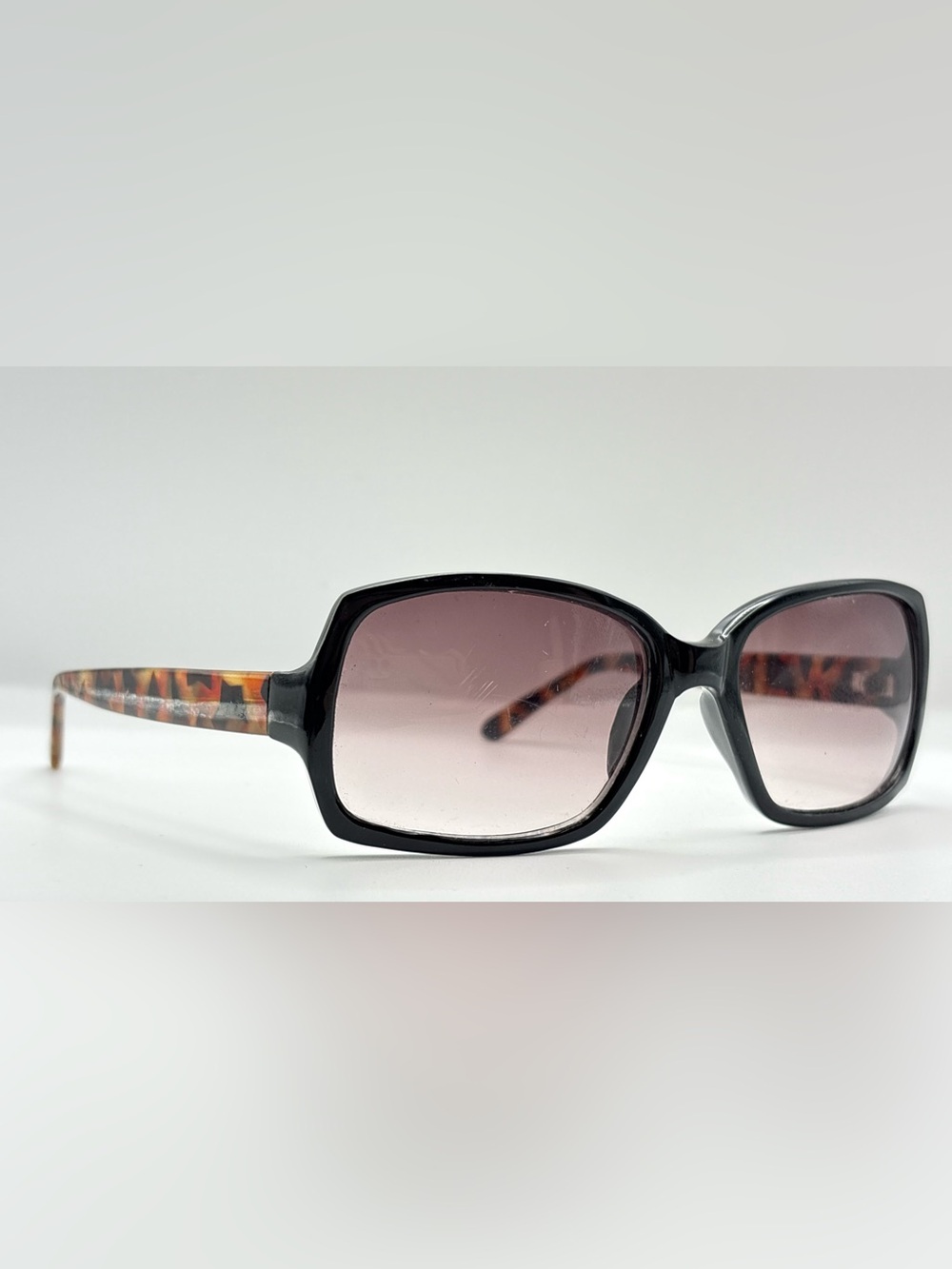 Liz Claiborne 1187S Black Oval Sunglasses Frames Only